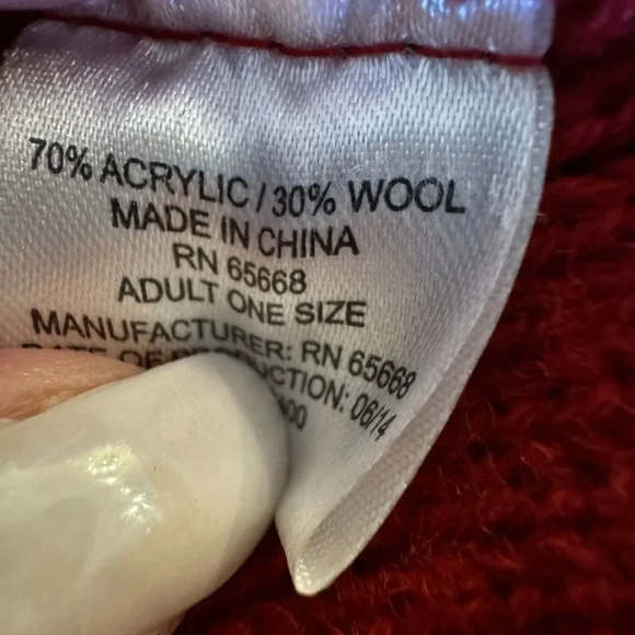 1717🔵LIVE Men’s RED BEANIE - Picture 6 of 7